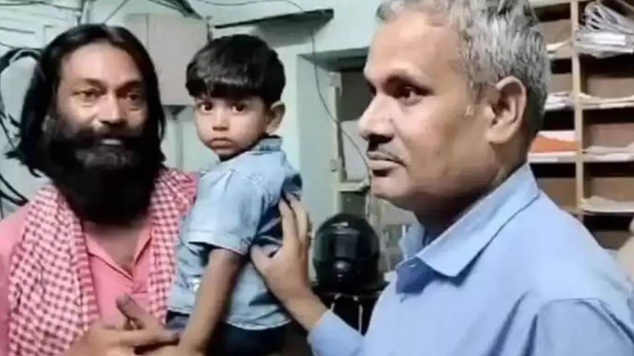 बच्चे को अगवा किया, 14 महीने साधु बनकर रहा, आगरा से हुई गिरफ्तारी