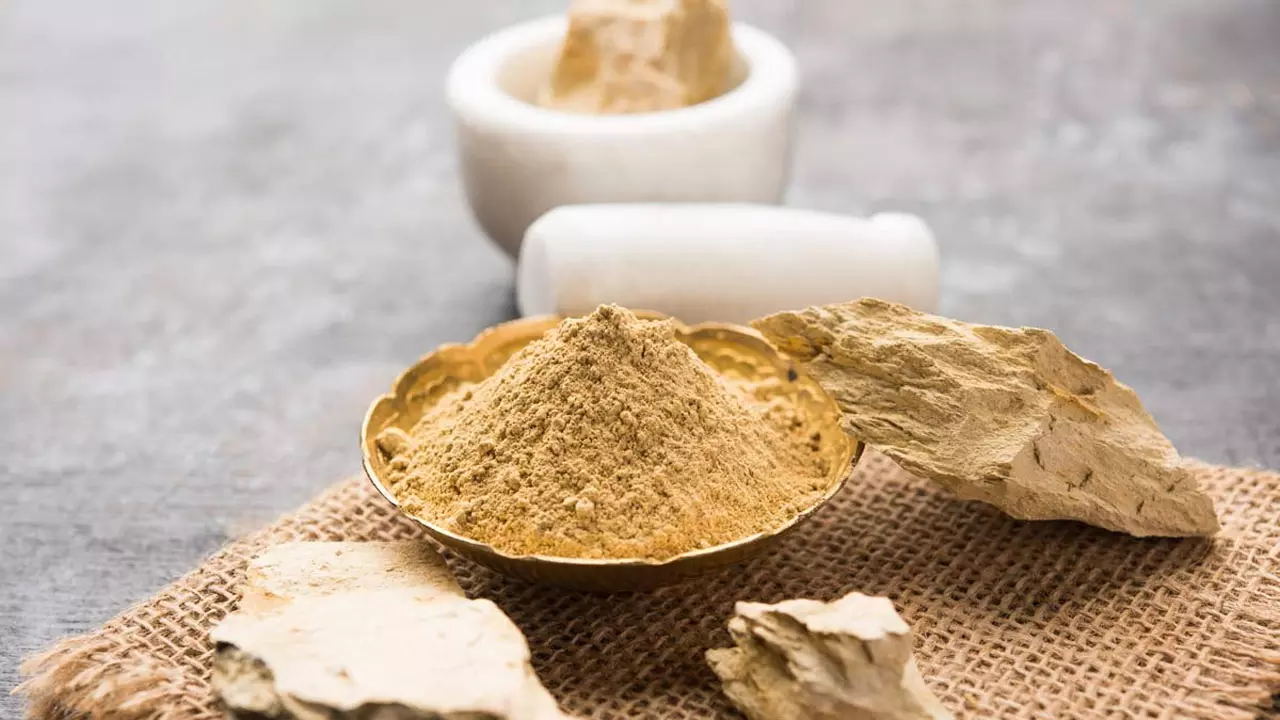 सोने से पहले इन बातों का रखें ध्यान, सुबह मिलेगा निखरा चेहरा