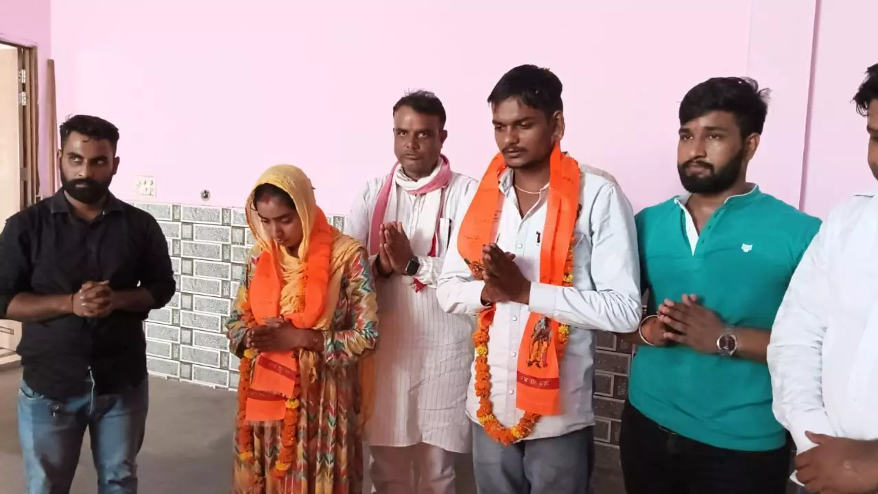 ‘फिरदौस नहीं, नव्या कहिए जनाब…’ हिंदू युवक से प्यार की कहानी ‘फिरदौस नहीं, नव्या कहिए जनाब…’ हिंदू युवक से प्यार की कहानी