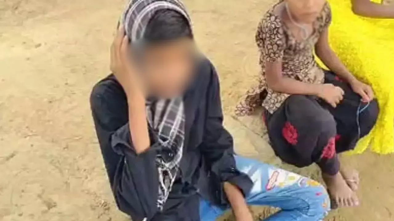 छात्र की चढ़ी थीं आस्तीने,  गुस्से में लाल हो गए गुरुजी, और फिर...