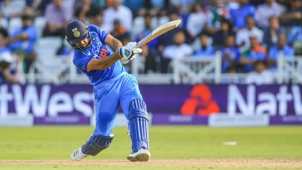 क्रिकेट जगत के टॉप 5 सिक्स हिटर, नंबर एक पर रोहित, देखें पूरी लिस्ट क्रिकेट जगत के टॉप 5 सिक्स हिटर, नंबर एक पर रोहित, देखें पूरी लिस्ट