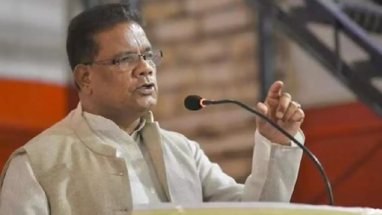 TMC एक रीजनल पार्टी... रिपुन बोरा ने ममता बनर्जी को भेज दिया इस्तीफा TMC एक रीजनल पार्टी... रिपुन बोरा ने ममता बनर्जी को भेज दिया इस्तीफा