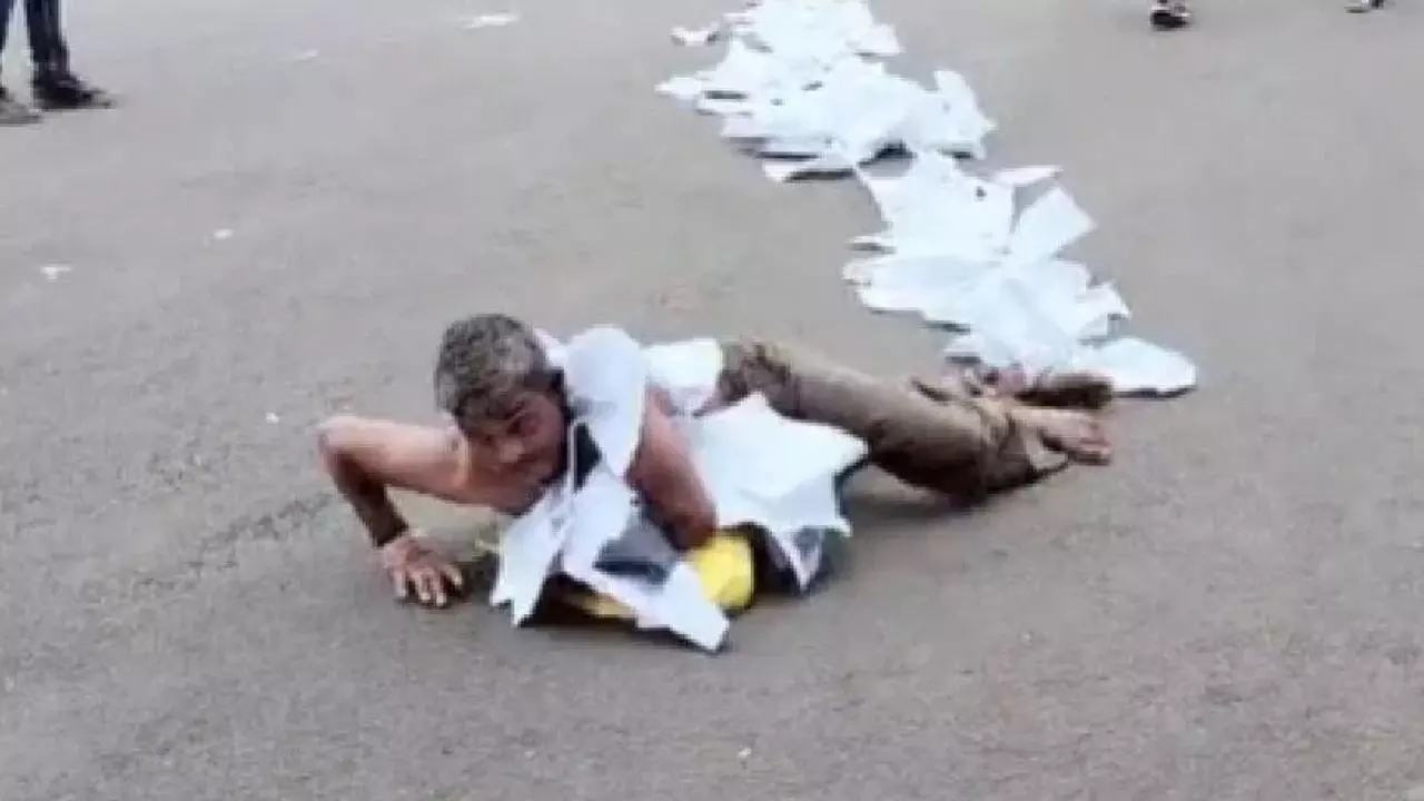भ्रष्टाचार की पूंछ, रेंगता पहुंचा कलक्ट्रेट… DM भी रह गए दंग