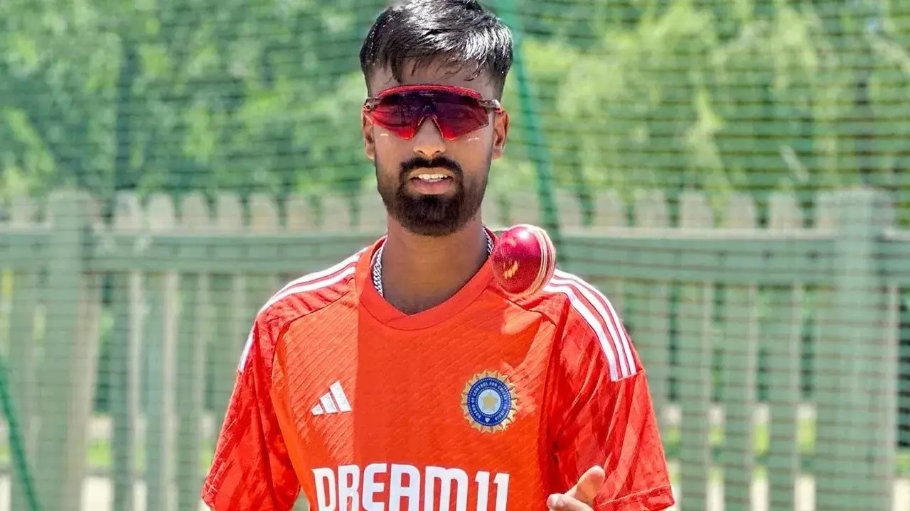 जिस बेटे को तूफानी बल्‍लेबाज बनाना चाहते थे पिता, उसने झटके 7 विकेट