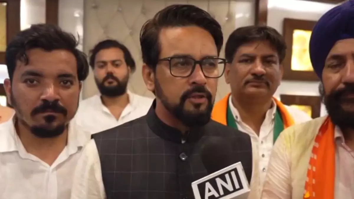 कांग्रेस आफत लाती थी हम राहत लाते हैं, सुशील कुमार शिंदे के बयान पर भाजपा ने साधा निशाना