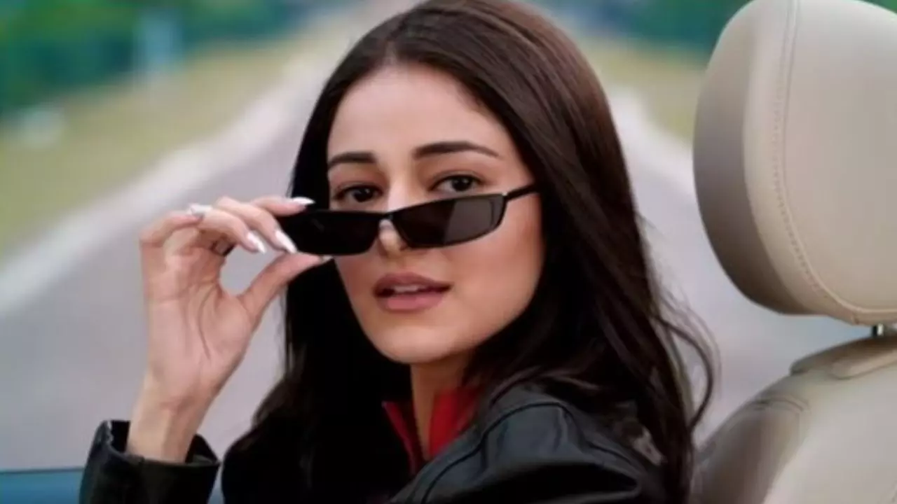 कॉलेज जाने के लिए 5 मिनट में ऐसे करें मेकअप, फॉलो करें स्टेप बाई स्टेप गाइड