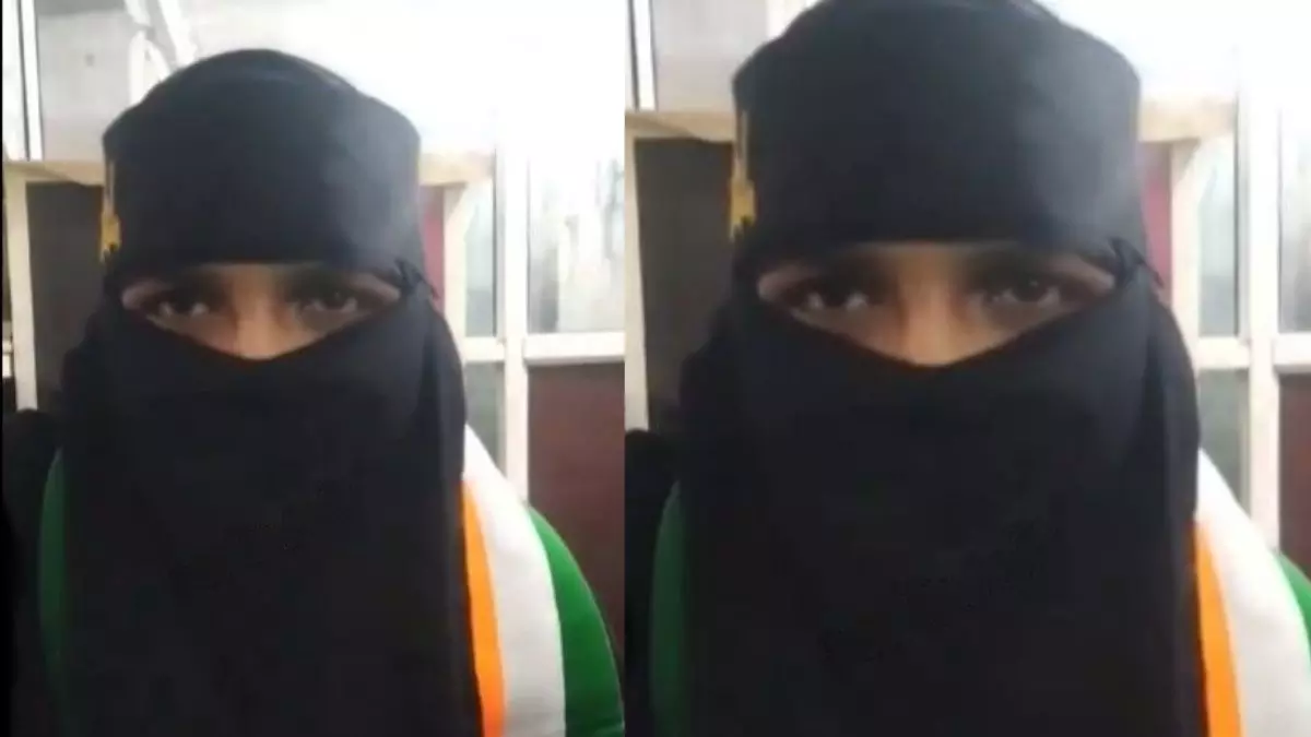 पैदल यात्रा पर निकला मुस्लिम जोड़ा, हिंदू समुदाय ने रोका कहा इजाजत जरुरी