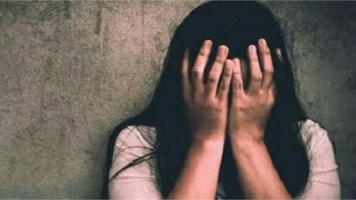 लूटपाट और बलात्कार मामले में 3 आरोपी गिरफ्तार, पीड़िता बोलीं...आरोपी  नहीं तो मुझे ही मारो गोली