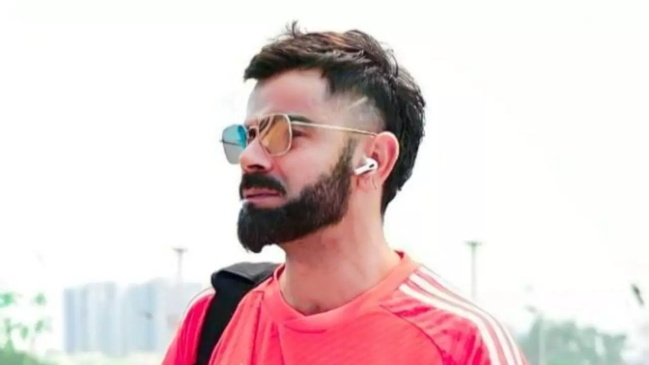 लंदन से सीधा चेन्नई में लैंड हुए किंग कोहली, 18 महीने बाद घरेलू मैदान पर बिखेरेंगे जलवा