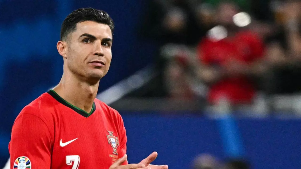 Cristiano Ronaldo ने रच दिया इतिहास, सोशल मीडिया पर 1 अरब फॉलोअर्स पार करने वाले बने पहले इंसान
