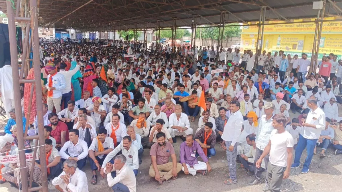 सोयाबीन के दाम पर सियासी घमासान, 1000 ट्रैक्टरों के साथ उज्जैन में रैली निकालेगा BKS