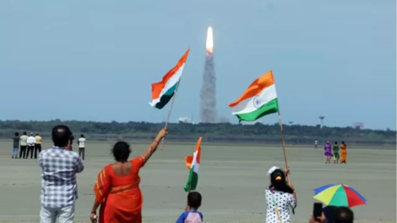 इसरो तो अब कमाल ही कर देगा, चंद्रयान 4 मिशन को मिली मंजूरी