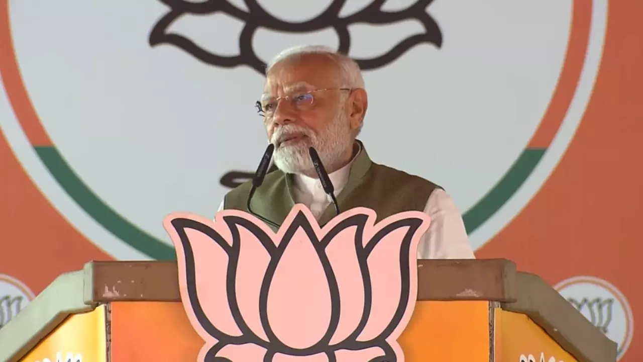 इन खानदानों के हाथों नहीं होने दूंगा तबाह श्रीनगर में बोले PM मोदी, पढ़िए 10 बड़ी बातें