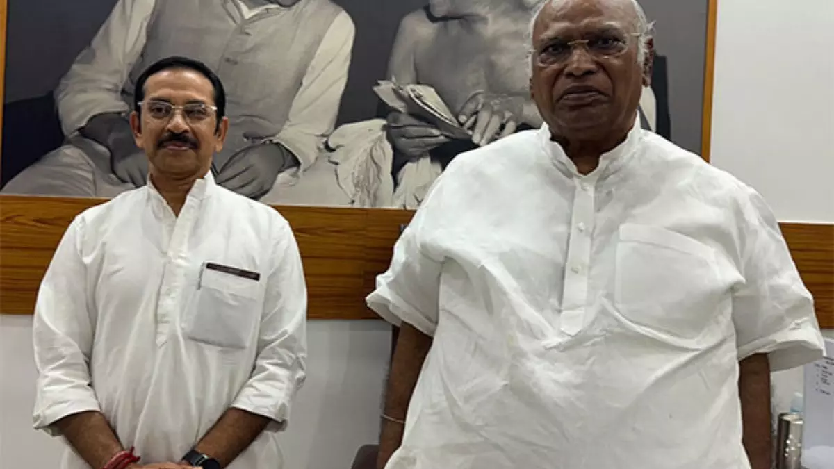 शुभंकर सरकार बने बंगाल से कांग्रेस पार्टी के नए अध्यक्ष, क्या अब मिलेगा इंडिया गठबंधन को CM ममता का साथ?