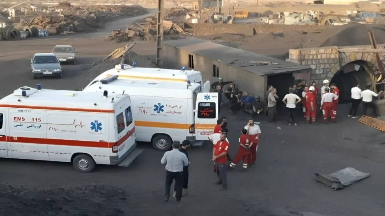 Iran Coal Mine Explosion: कोयला खदान में भीषण विस्फोट, 51 लोगों की मौत, 20 घायल