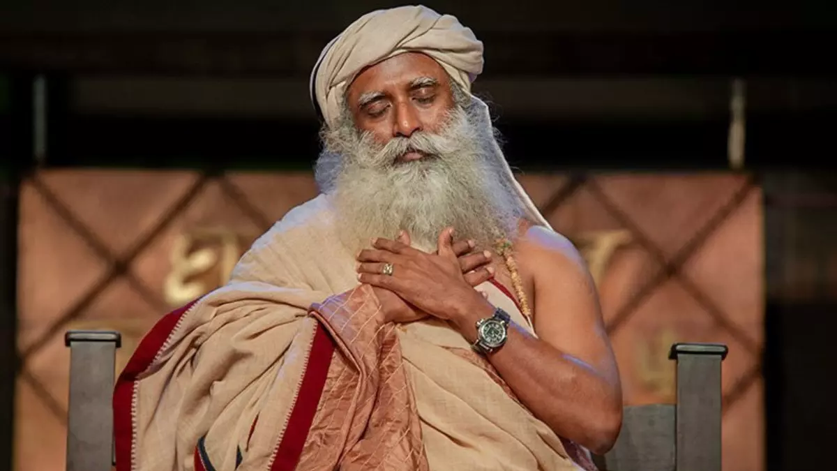 जानें सद्गुरु ने क्यों कहा मंदिरों को भक्तों द्वारा चलाया जाना चाहिए?