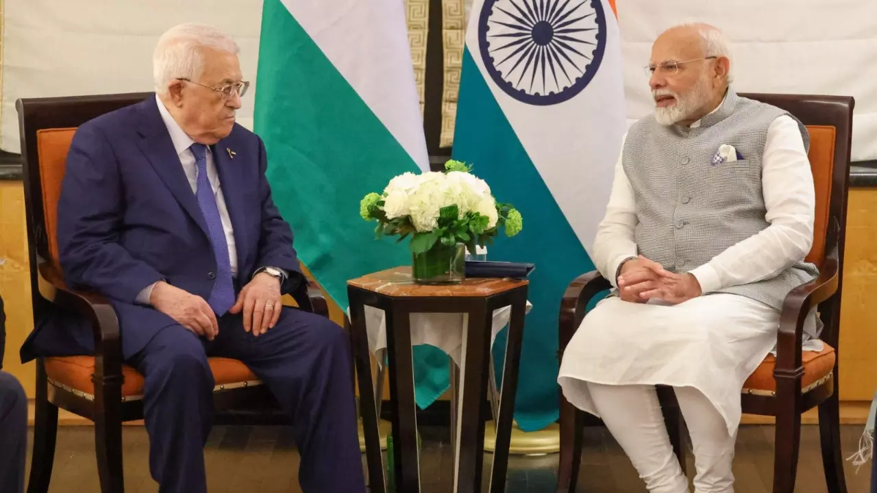 न्यूयॉर्क में PM मोदी ने की फिलिस्तीनी राष्ट्रपति से मुलाकात, गाजा संकट पर जताई चिंता