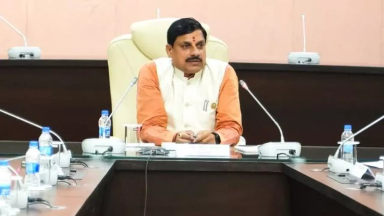 Madhya Pradesh:बुलडोजर एक्शन मुझे नहीं पसंद मुख्यमंत्री मोहन यादव का बयान Madhya Pradesh:बुलडोजर एक्शन मुझे नहीं पसंद मुख्यमंत्री मोहन यादव का बयान