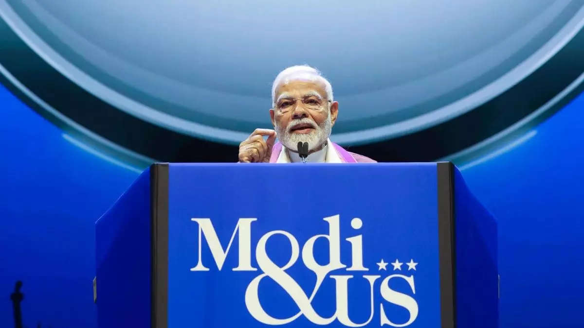 तीन दिवसीय विदेश यात्रा से लौटे PM Modi, 10 प्वाइंट्स में जानें क्या क्या हुआ?