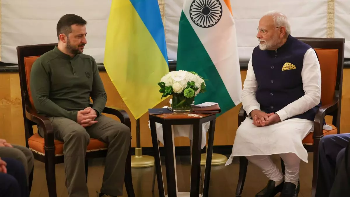 न्यूयॉर्क में यूक्रेन के राष्ट्रपति से PM मोदी की हुई मुलाकात, जेलेंस्की ने मोदी को क्यों कहा धन्यवाद? न्यूयॉर्क में यूक्रेन के राष्ट्रपति से PM मोदी की हुई मुलाकात, जेलेंस्की ने मोदी को क्यों कहा धन्यवाद?