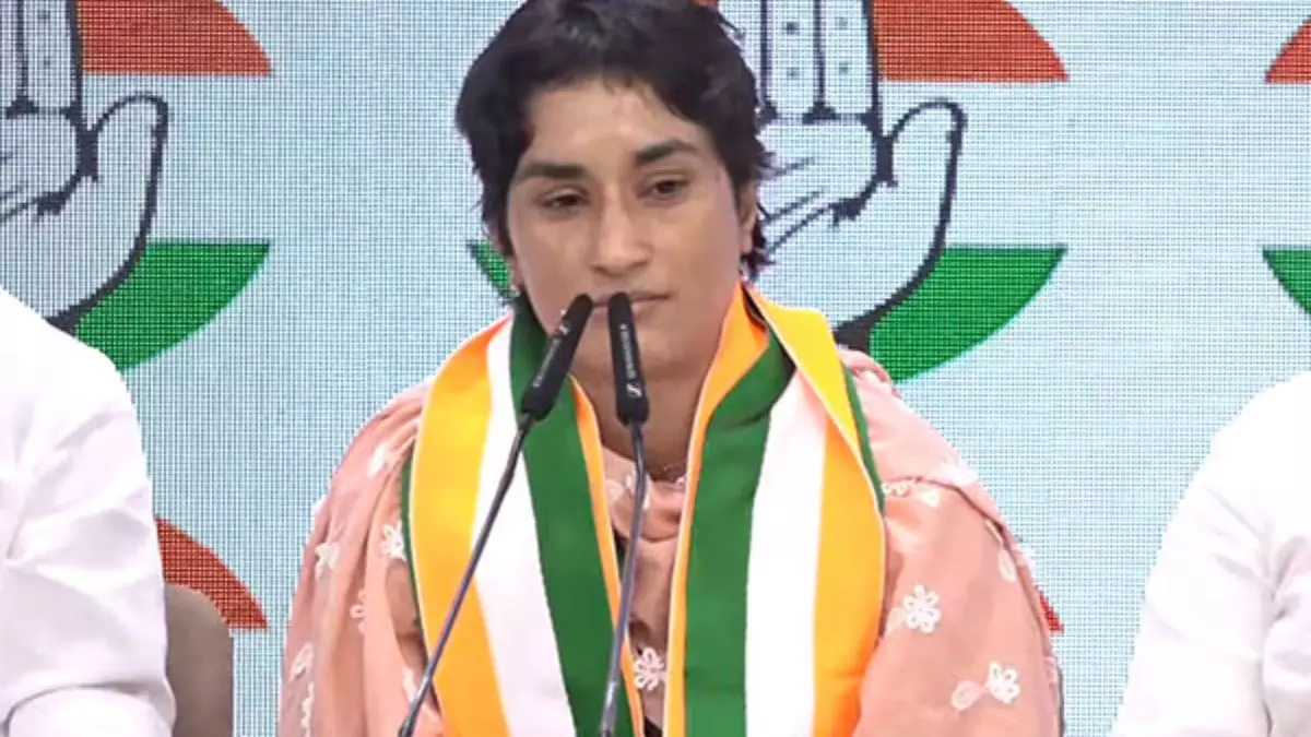 हमारे लिए राजनीति विकल्प नहीं, जरूरत, विनेश फोगाट ने राजनीति में आने को लेकर खोले राज