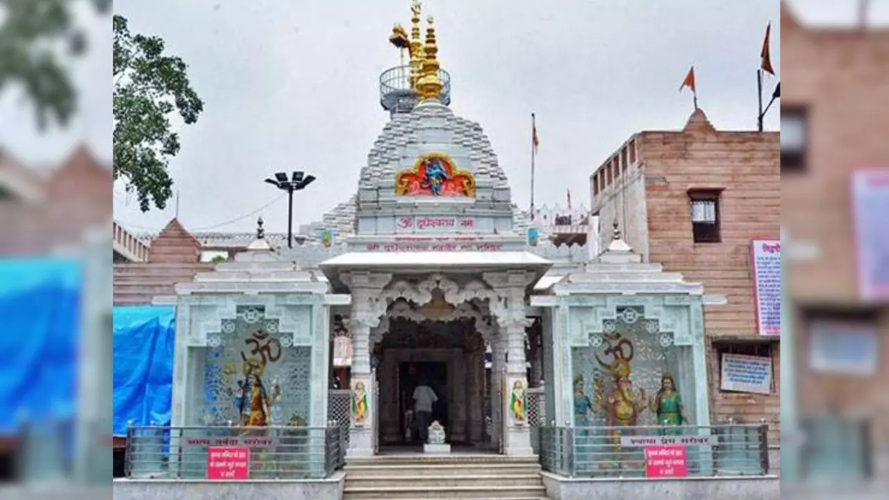 दूधेश्वरनाथ और चौपला वाले हनुमान जी को नहीं लगेगा मिठाई का भोग, क्या है वजह?