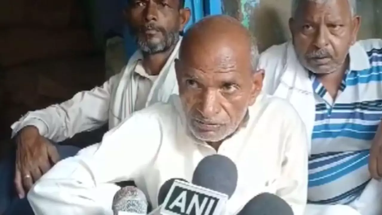 VIDEO: तंत्र- मंत्र के जाल में परिवार ने गंवाया लाल, दादा ने कहा- हमें आगरा में मिली पोते की लाश