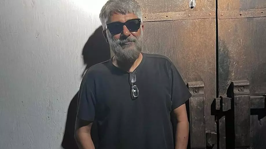 Vivek Agnihotri को नहीं भाया एक्टर के मैनेजर का एरोगेंट नेचर, फिल्म से एक्टर को किया बाहर