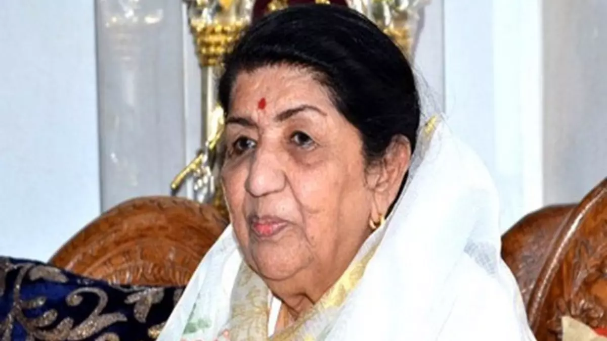 मेरी आवाज़ ही मेरी पहचान है, इसी आवाज के लिए दिया गया था जहर, आसान नहीं था लता दीदी का यह सफर