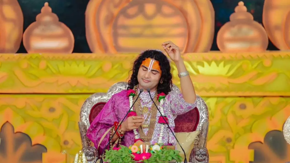 आचार्य अनिरुद्धाचार्य की इन बातों को जीवन में अपनाएं, सभी दुख होंगे दूर
