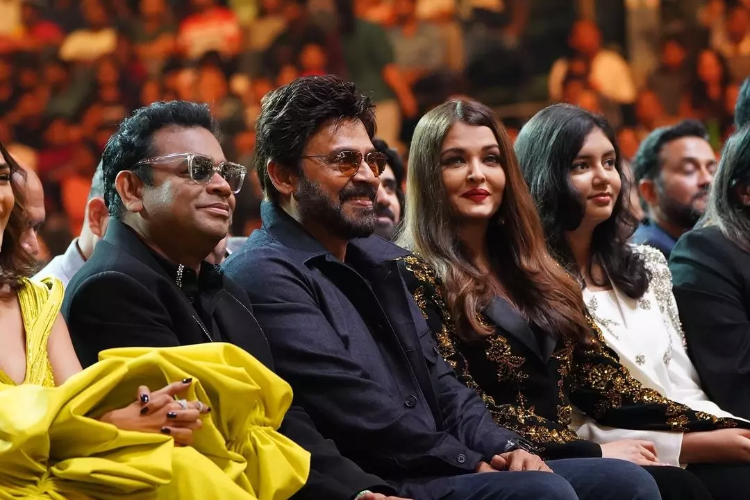 हर जगह क्यों जाती है आराध्या आपके साथ... सवाल के जवाब पर Aishwarya Rai Bachchan ने दिया जवाब हर जगह क्यों जाती है आराध्या आपके साथ... सवाल के जवाब पर Aishwarya Rai Bachchan ने दिया जवाब