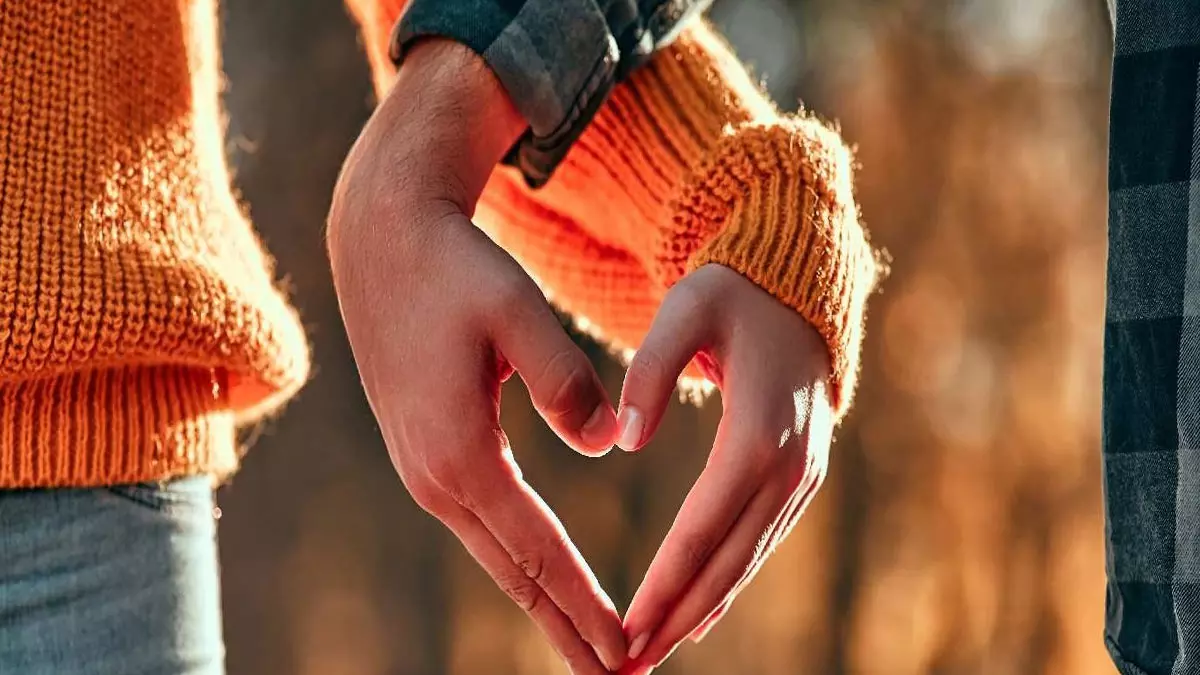 दोस्तों को कभी न बताएं अपनी शादीशुदा जिंदगी की ये बातें