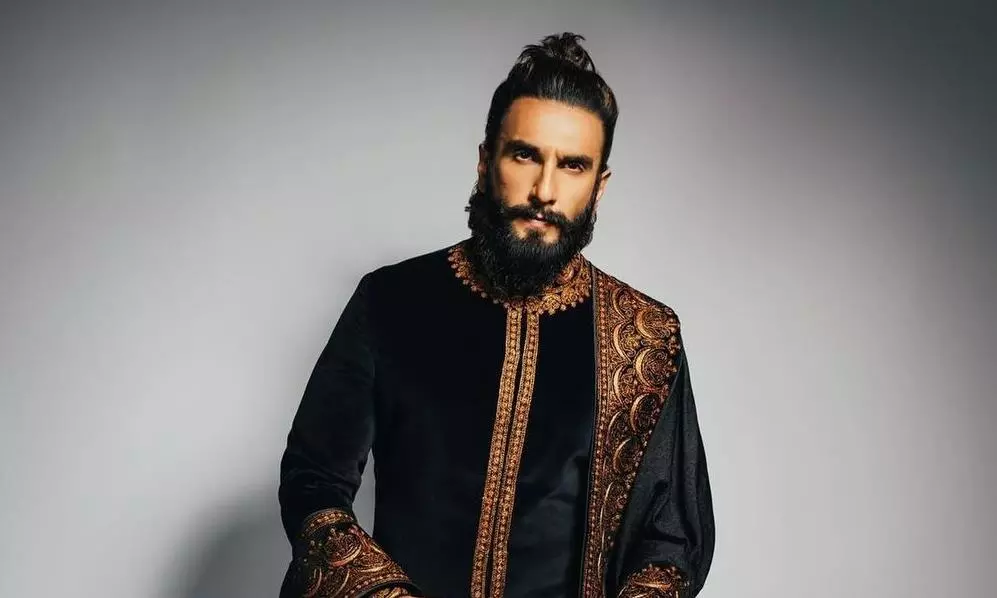 पिता बनने पर Ranveer Singh का सामने आया पहला पब्लिक रिएक्शन, एक्ससाइटमेंट में कहा- बाप बन गया रे