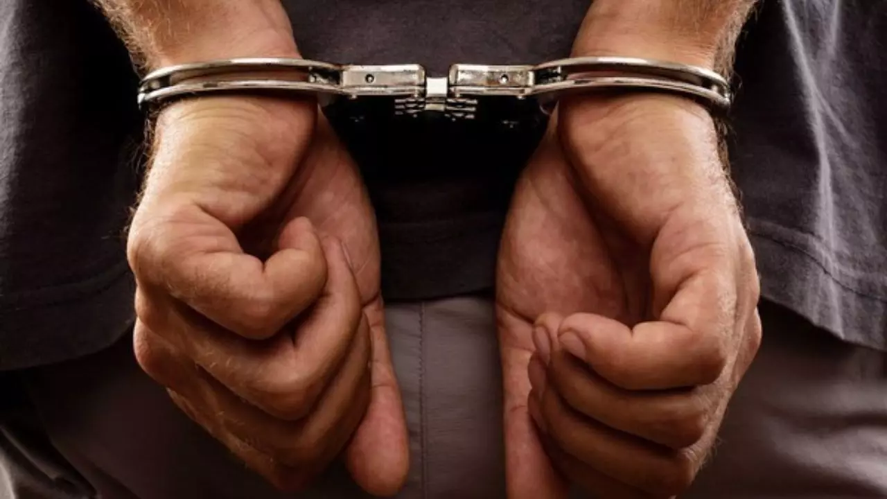असम में फर्जी सरकारी आदेश जारी कर व्यापारियों के साथ लगभग 7 करोड़ धोखाधड़ी, दो जालसाज गिरफ्तार