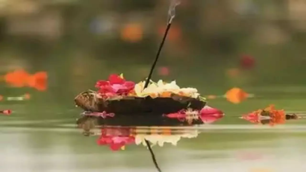 कब है महालया अमावस्या? जानें पितरों की पूजा विधि, शूभ मुहूर्त और महत्व