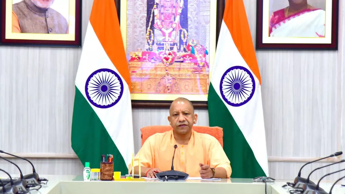युवाओं को CM योगी ने दी ये सलाह, नशा नाश का और स्मार्टफोन समय की बर्बादी का कारण बनता है