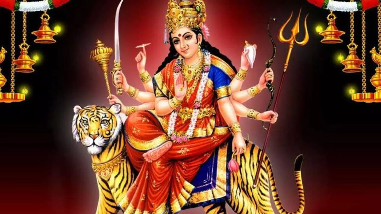 Shardiya Navratri 2024: कल है शारदीय नवरात्रि, ऐसे करें कलश स्थानपना और पूजा, मां दूर्गा होगी प्रसन्न! Shardiya Navratri 2024: कल है शारदीय नवरात्रि, ऐसे करें कलश स्थानपना और पूजा, मां दूर्गा होगी प्रसन्न!
