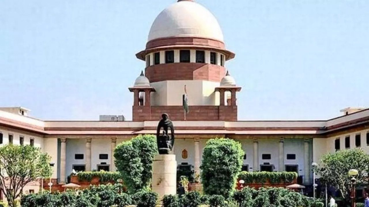 यूपी के सरकारी मदरसों पर नहीं लगेगा ताला, सुप्रीम कोर्ट ने योगी सरकार के आदेश पर लगाई रोक