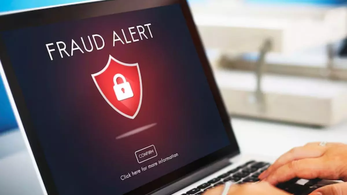 Digital Arrest: आपको ना आ जाए फ्रॉड कॉल, पहले ही जान लें बचने की ये सावधानियां