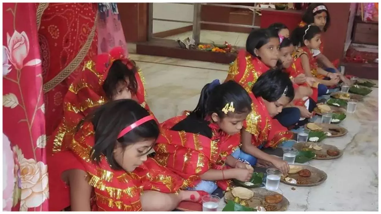 Kanya Pujan 2024: 10 या 11 अक्टूबर, कब है कन्या पूजन? जानिए तिथि और इस दिन का खास महत्व