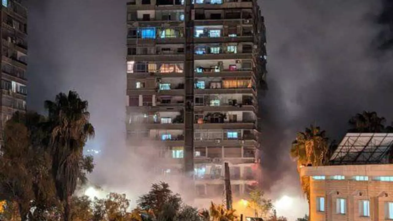 हिजबुल्लाह चीफ के उत्तराधिकारी का खात्मा, लेबनान में 50 आतंकी ढेर, पढ़िए युद्ध का अपडेट