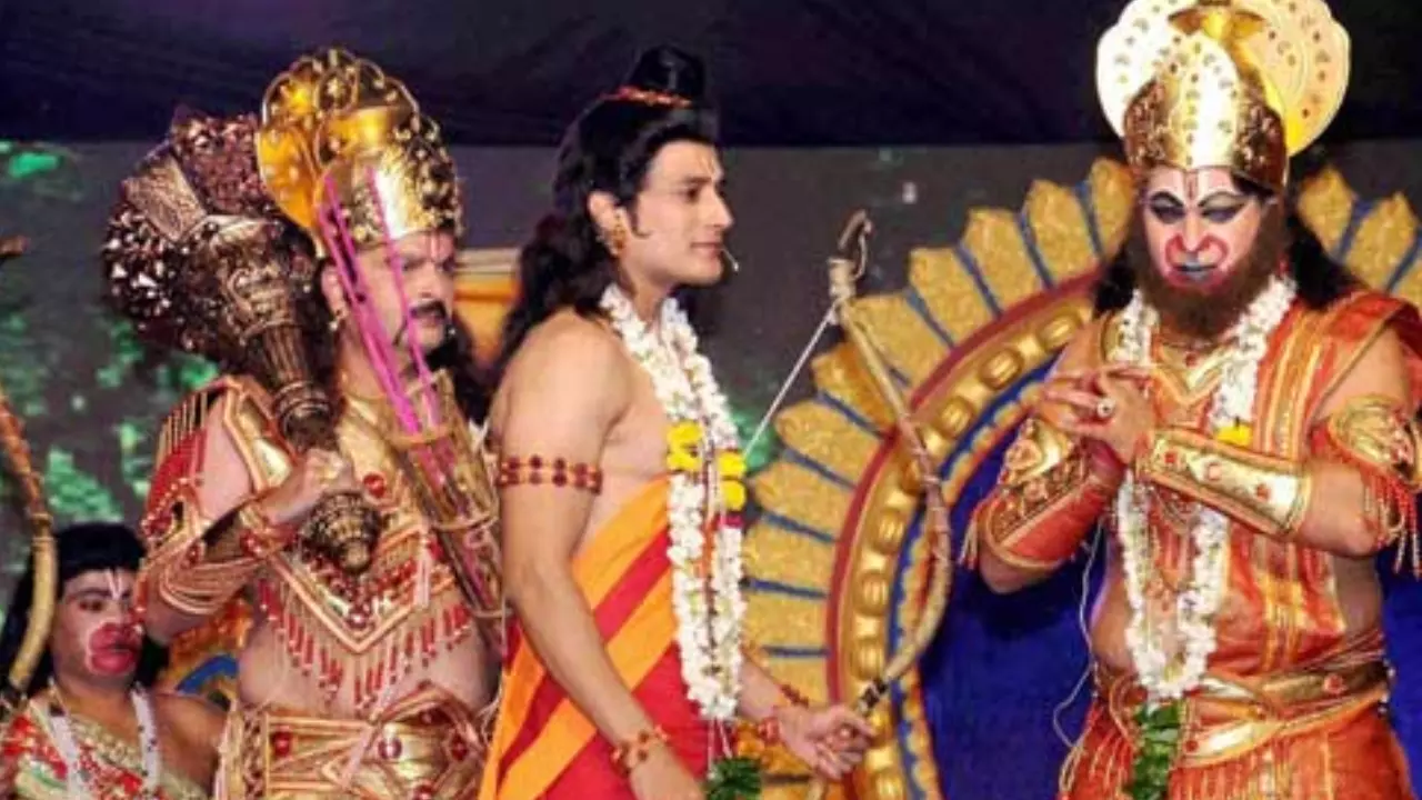 मुस्लिमों के बिना नहीं होती अयोध्या की रामलीला, 60 सालों से भाईचारे की अनोखी मिसाल