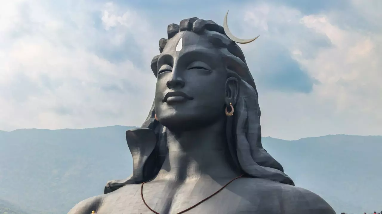 14 अक्टूबर का अमला योग, इन 5 राशियों को मिलेगा महादेव का आशीर्वाद; आर्थिक लाभ और मानसिक शांति का सुनहरा मौका