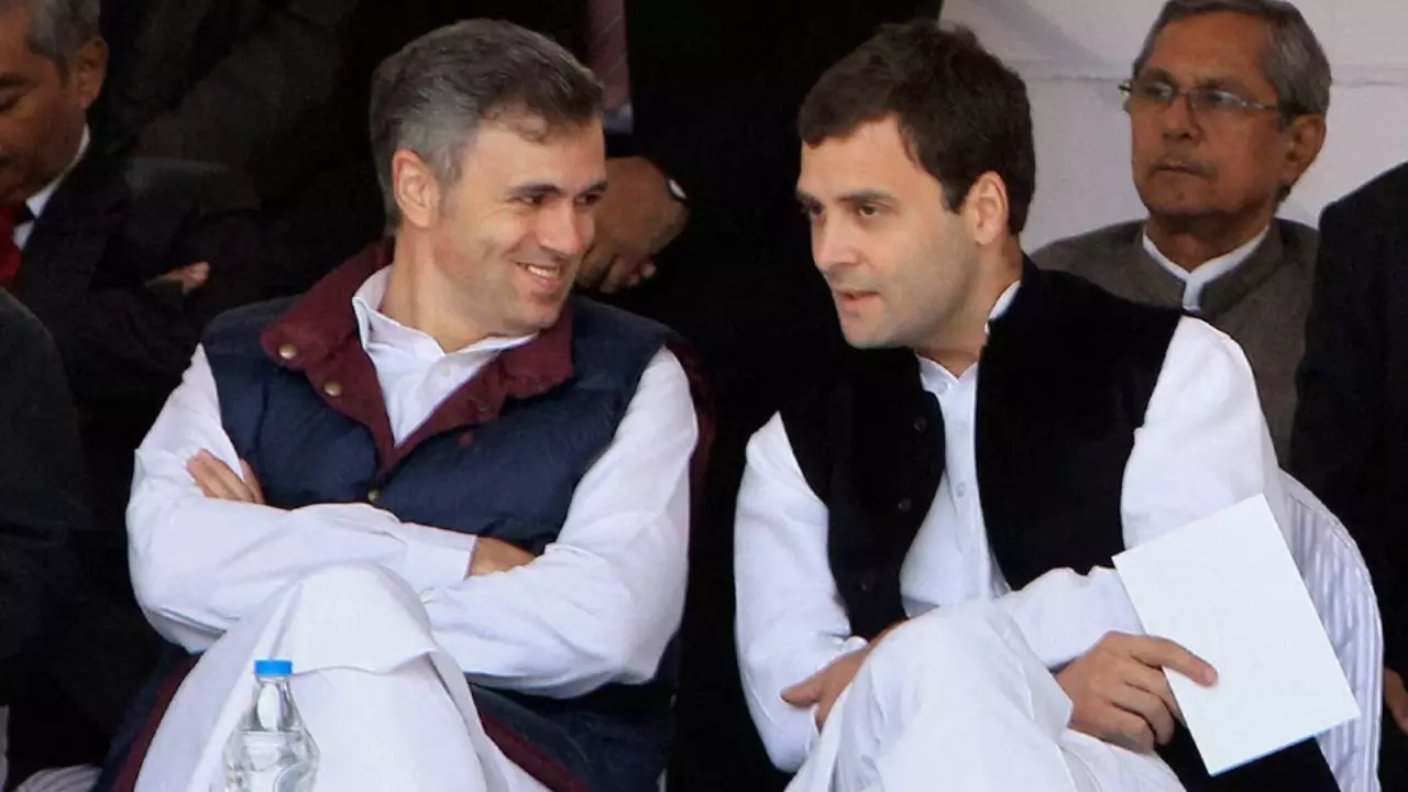 Jammu Kashmir में 10 साल बाद सरकार राज! सीएम बने Omar Abdullah, कांग्रेस का हाथ बाहर से साथ