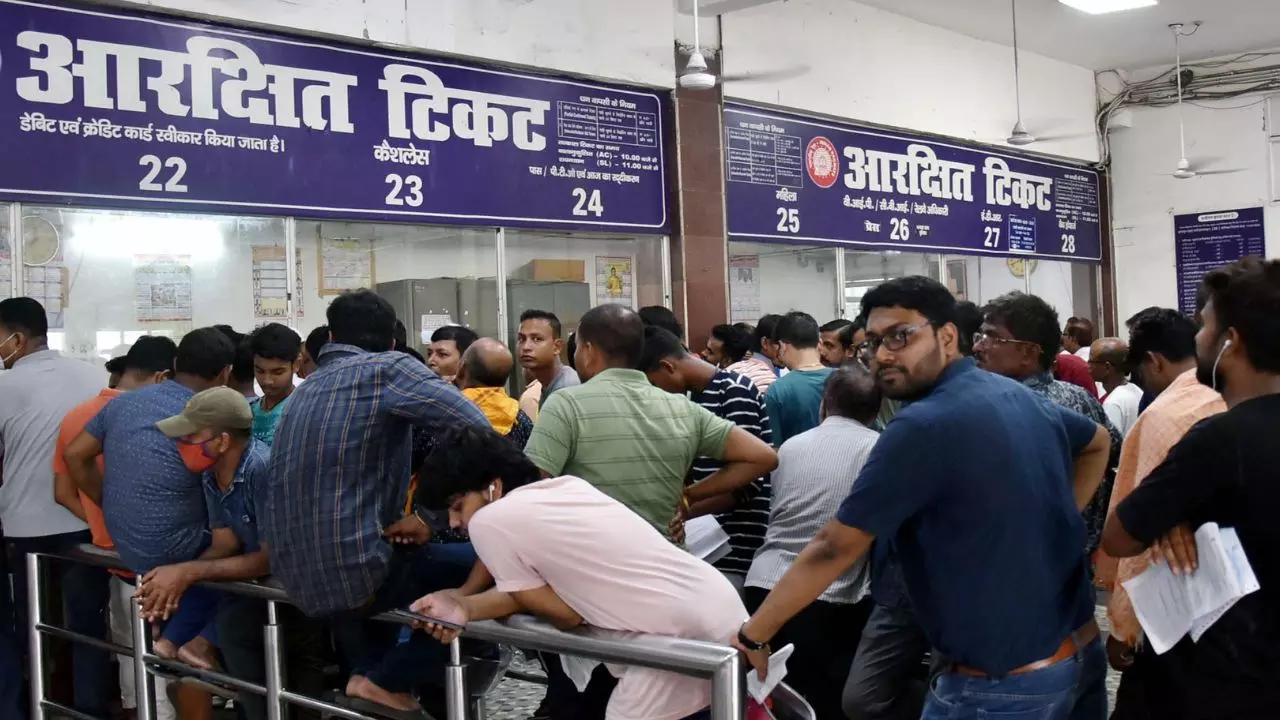 अब 4 महीने पहले नहीं कर सकेंगे एडवांस रिजर्वेशन टिकट बुकिंग, रेल मंत्रालय ने बदल डाले नियम
