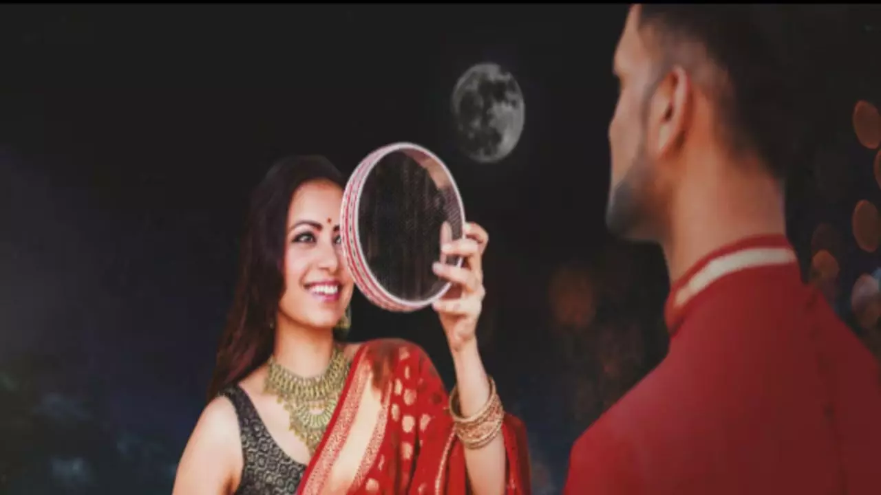 धनतेरस पर भूलकर भी न करें इन 5 चीजों की खरीदारी, मां लक्ष्मी हो जाएंगी नाराज!