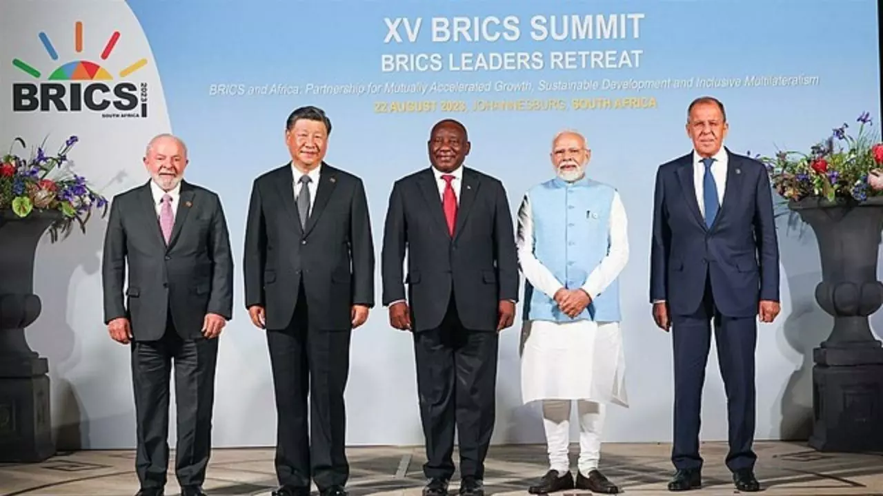 BRICS Summit 2024: कितना ताकतवर है ब्रिक्‍स? कौन-कौन देश हैं शामिल, दुनिया को ऐसे कर रहा प्रभावित