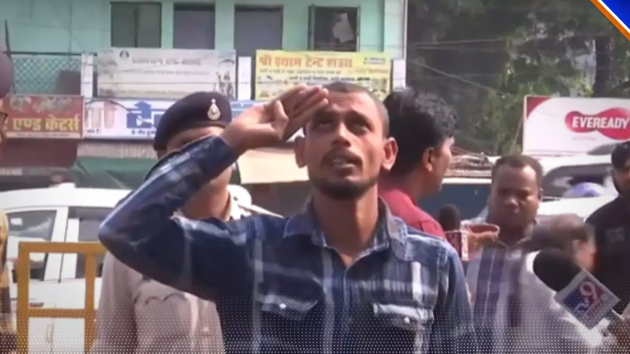 HC के आदेश पर फैजल ने 21 बार बोला भारत माता की जय, तिरंगे को दी सलामी