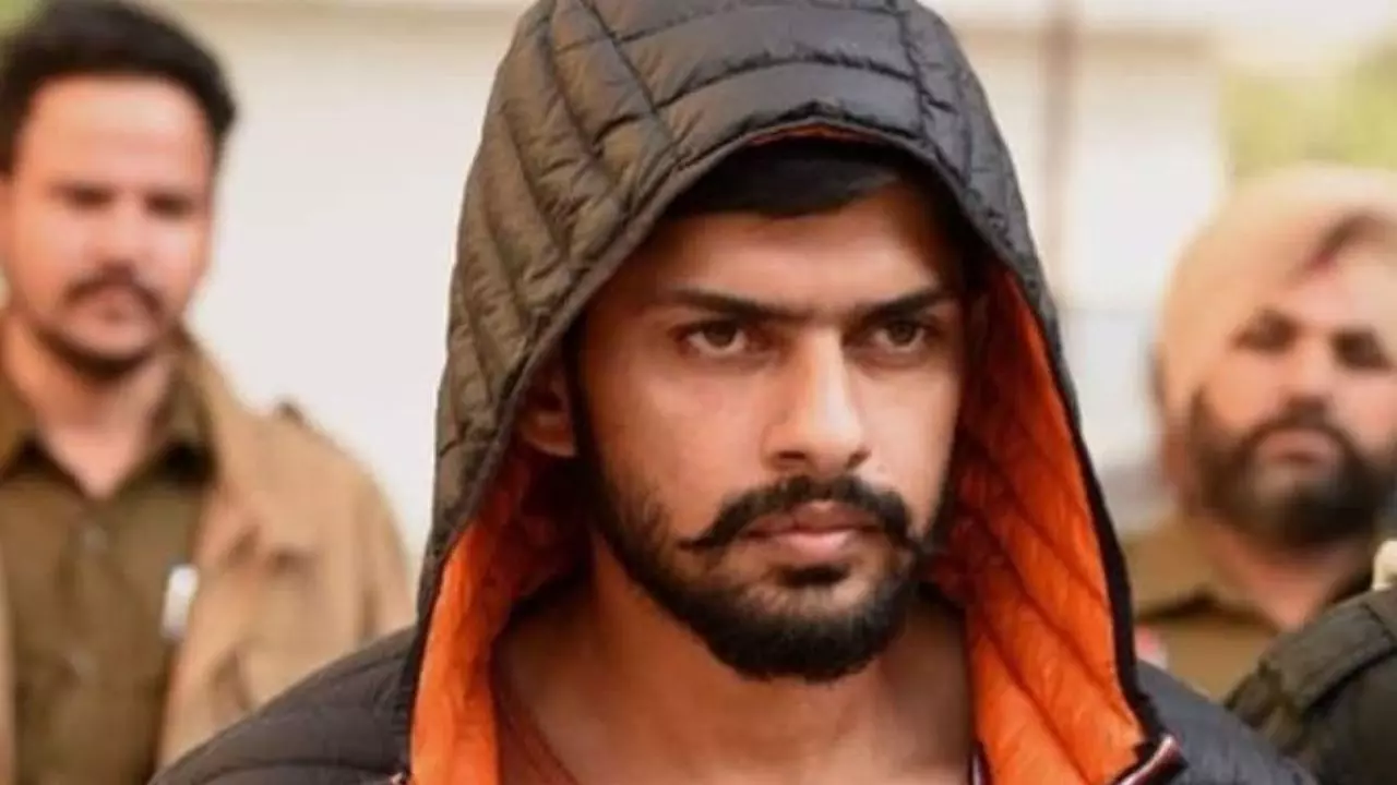 अब चुनाव लड़ेगा लॉरेंस बिश्नोई? इस पार्टी ने दिया ऑफर; कहा- आप में शहीद भगत सिंह दिखते हैं