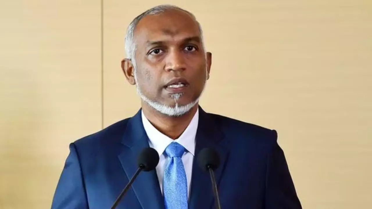 भारत से पंगा लेकर बुरा फंसा मालदीव! राष्‍ट्रपति आधी सैलरी लेने को मजबूर; सरकारी कर्मियों के वेतन में भी कटौती